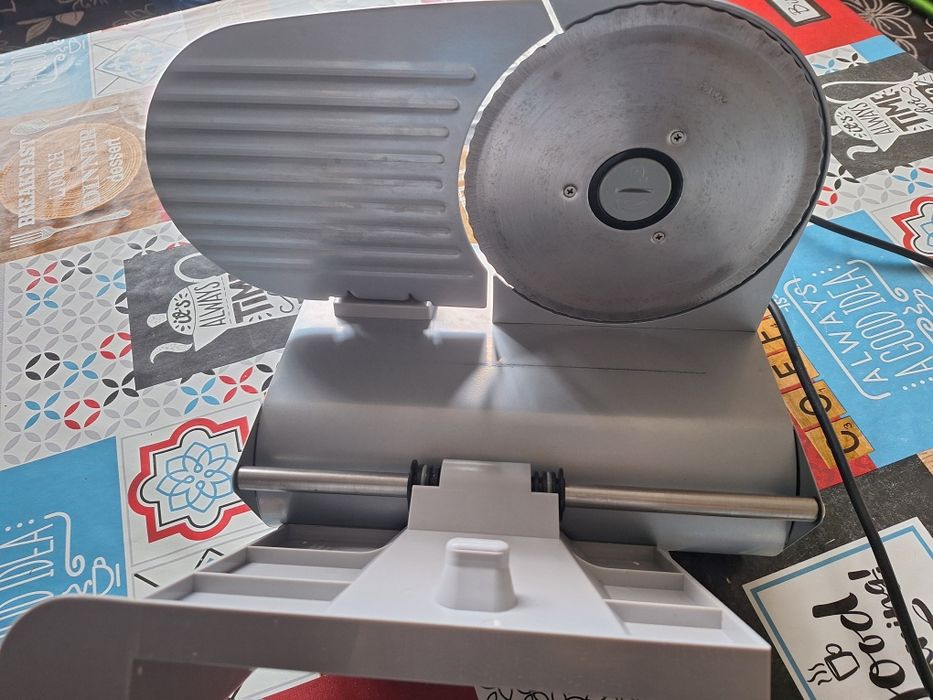 Машинка за рязане на колбаси