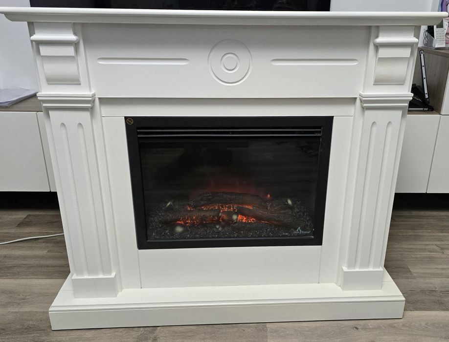 Semineu electric decorativ