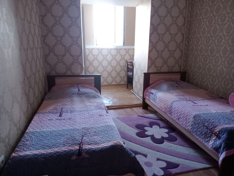 Две односпальные кровати