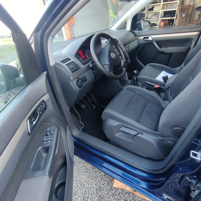 Vw Touran 7 locuri diesel euro 5 perfecta stare GARANȚIE transport gra