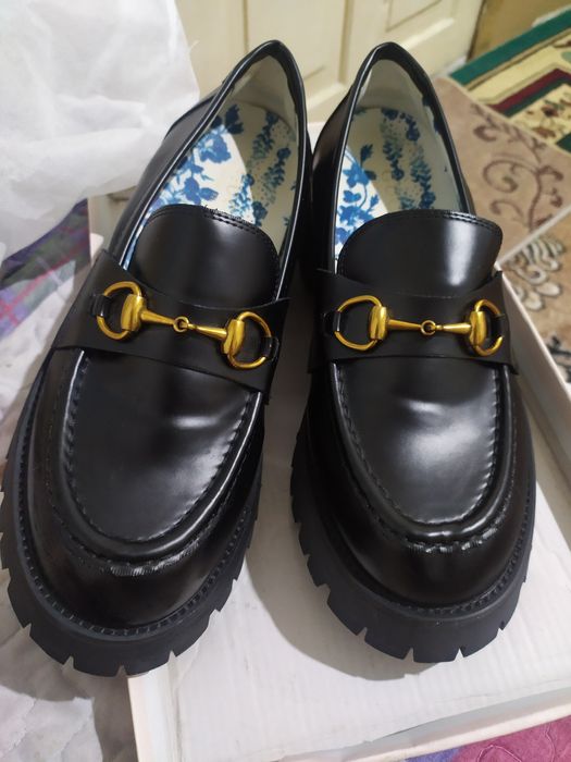 Лоферы женские 38