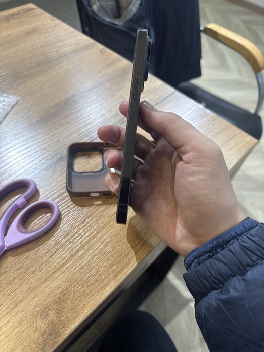 Срочно продам айфон 14 про макс