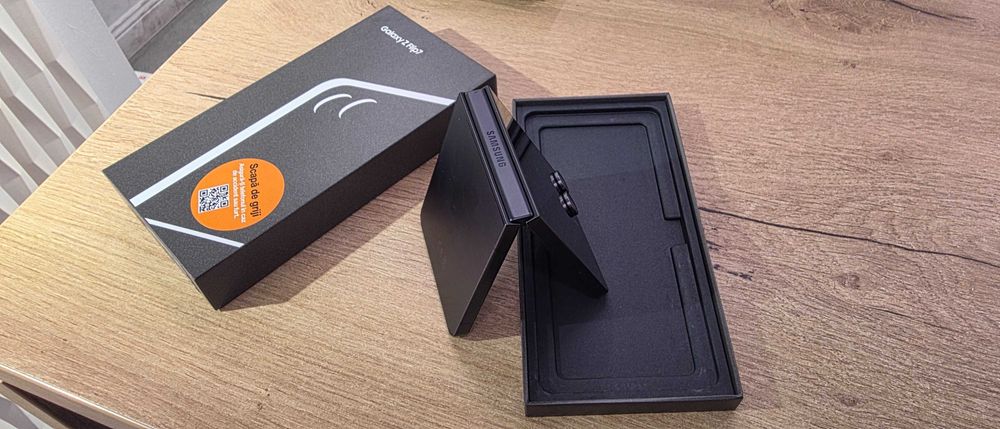 Samsung Z Flip7 512Gb 5G, 12Gb Ram | Factura & Garantie | Buy-Back |