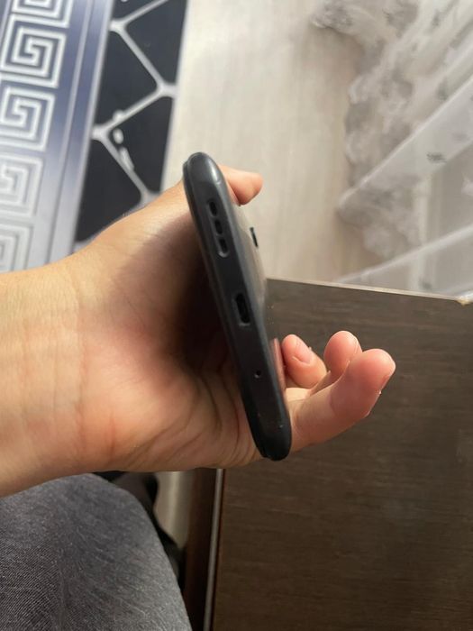 Продам телефон Redmi 9a