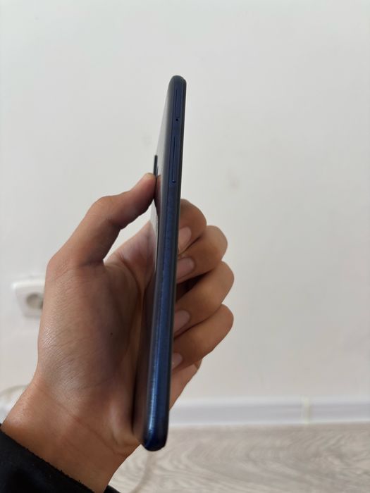 Samsung galaxy a20s каробка нету