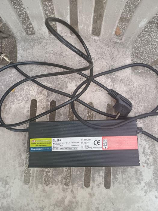 Оригинално зарядно Minimotors JR-T66 (Fast Charger) – 66.4V / 6.5A