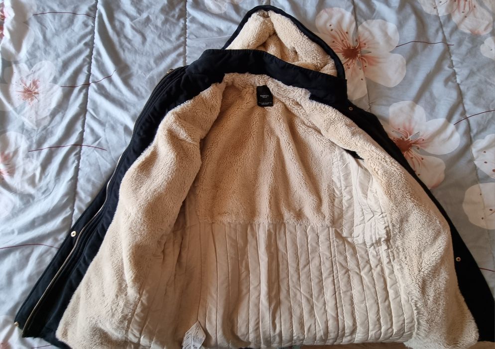 Дамско зимно яке MANGO