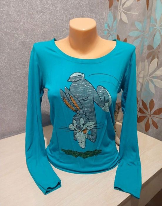 За все вещи 5000 тенге