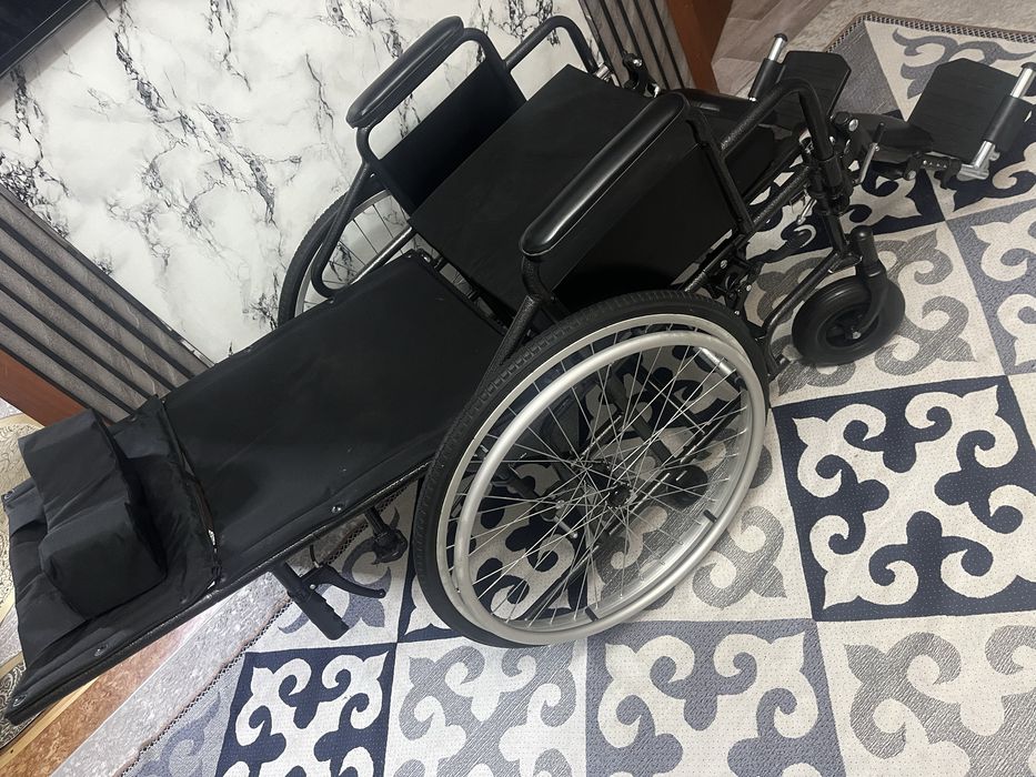 Продам кресло-коляску Silver 110