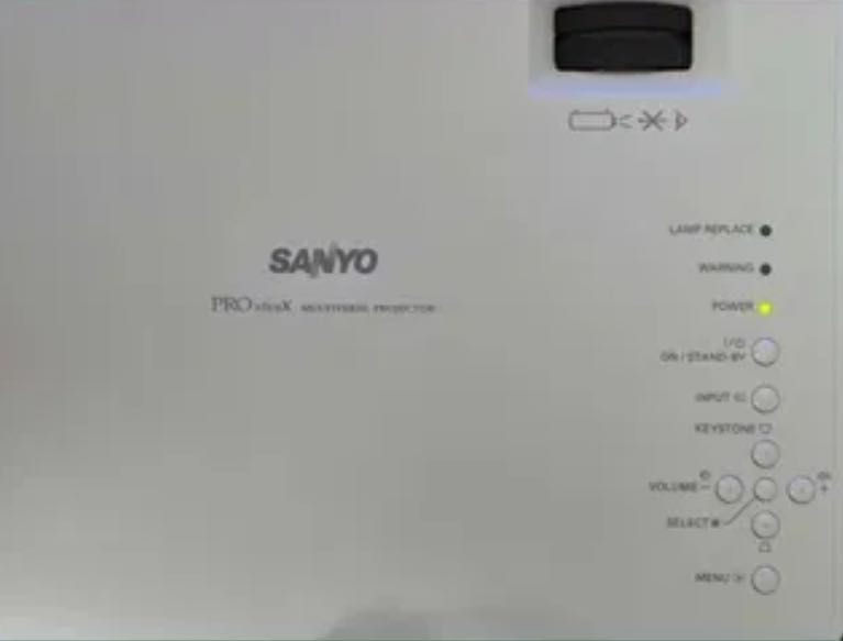 Proiector Sanyo PLC-XW56