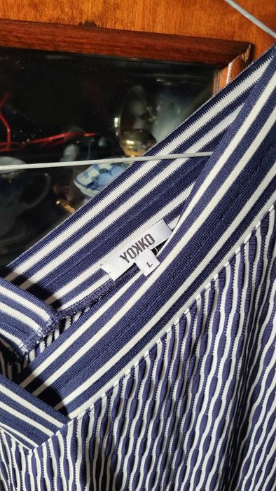 Vand rochie foarte frumoasa conica Yokko din jerse supraelastic