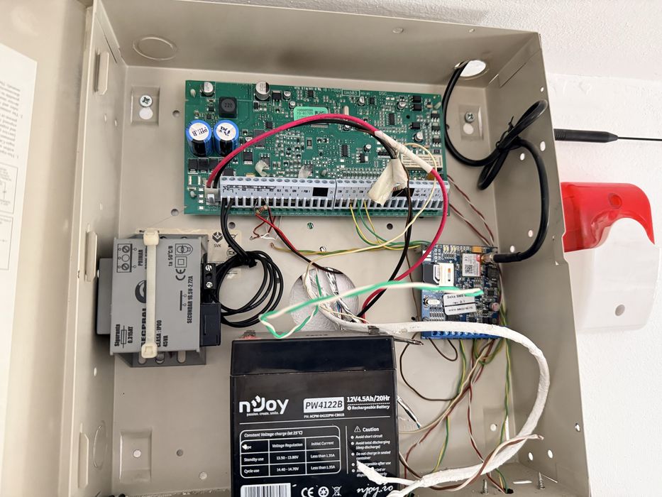 Sistem alarma Dsc PC1616H