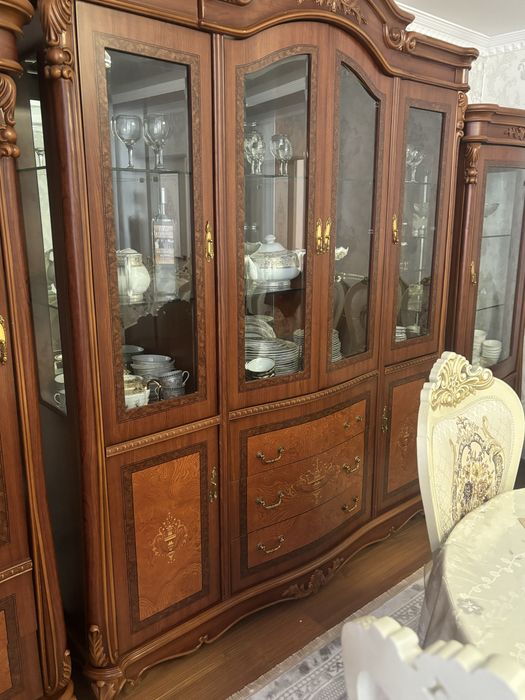 Гостиной мебель…..