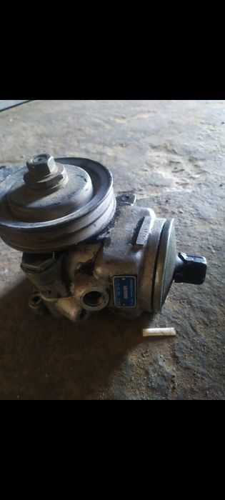 Запчасти на Мерседес W126