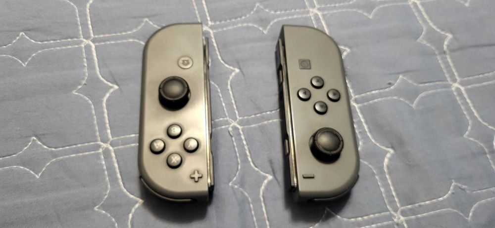 Nintendo Joycon Gray Hac-015 neTestate se vinde doar in Timisoara