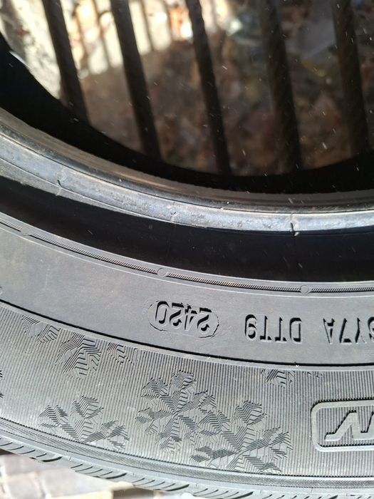 4 Зимни гуми Семперит 235/55/17 ДОТ20 6.5мм