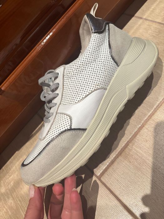 Маратонки кожени