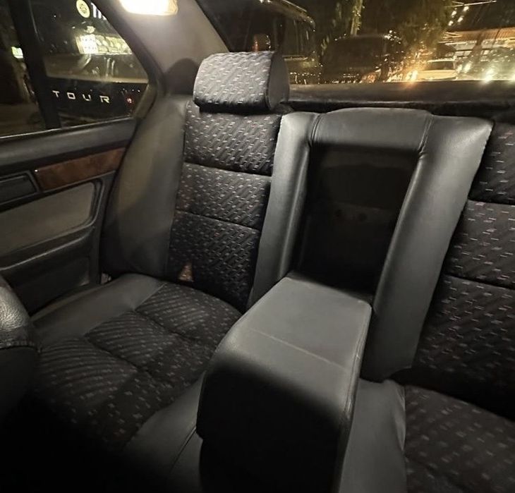 Перетяжка сидений