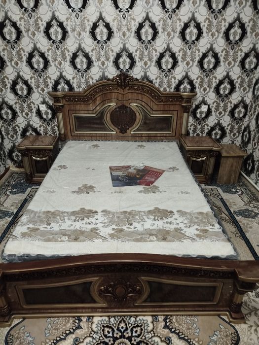 Yotoqxona mebel sotiladi