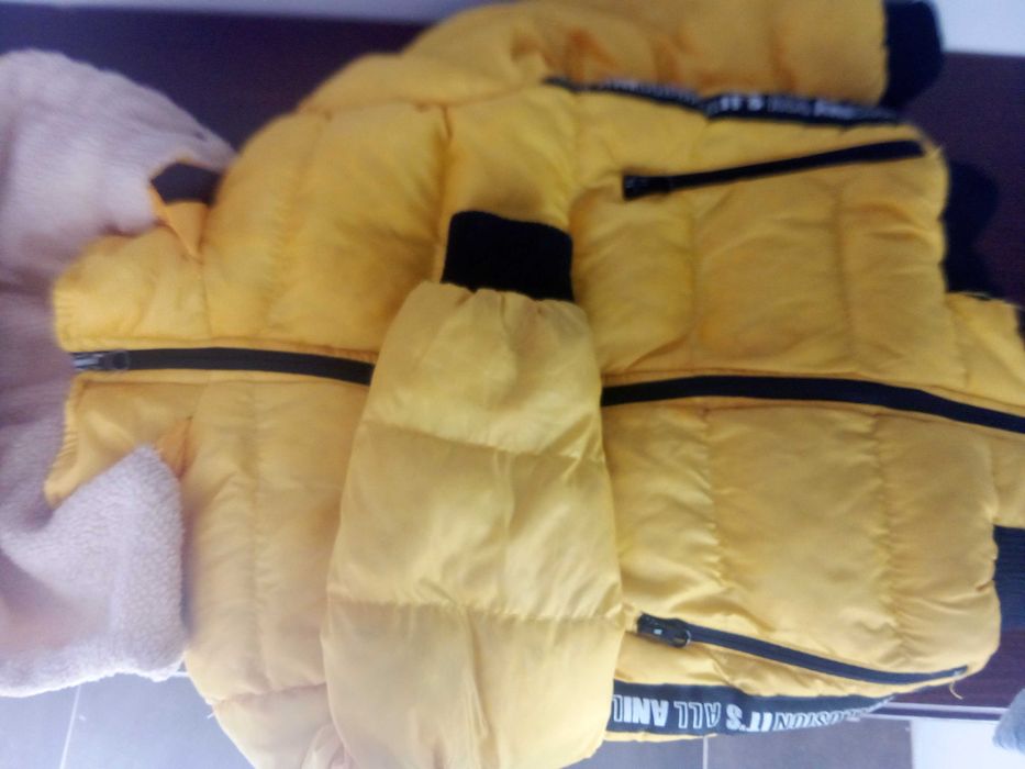 Яке момче 5-6 г.- 6 евро.