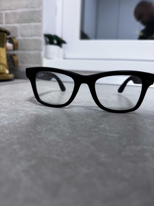 Ochelari Inteligenți Ray-Ban Meta Wayfarer - Ramă Neagră mat, Lentile heliomate (transitions) 53-22
