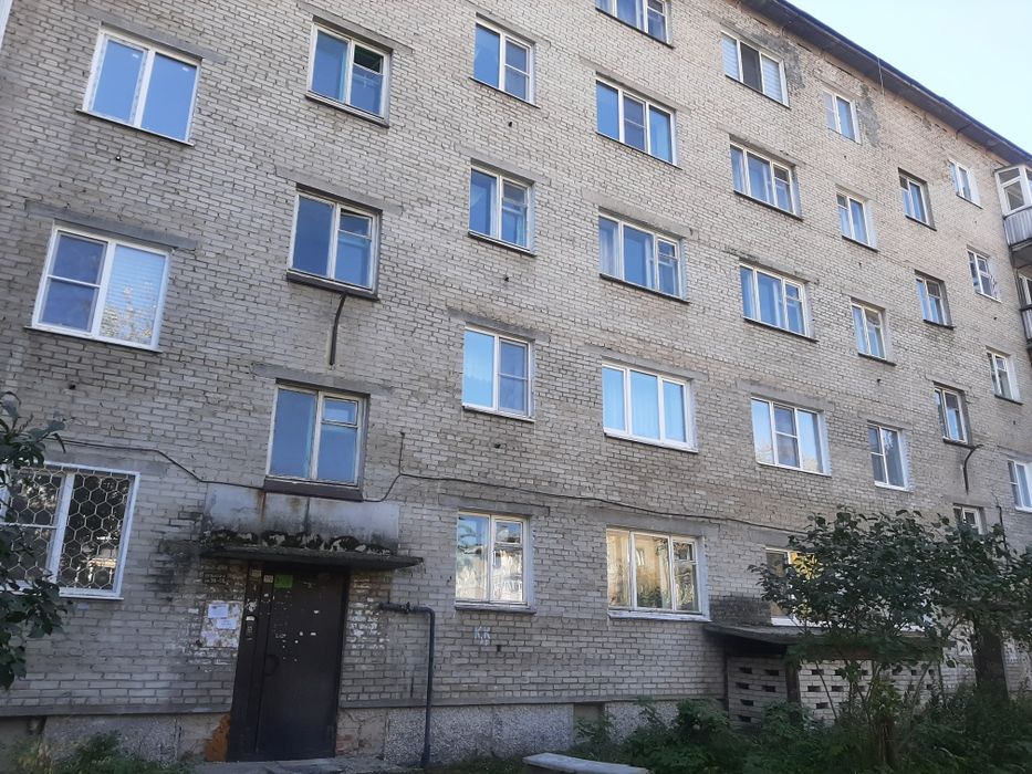 Продам 2х Наб.Славского 28(брежн.)!