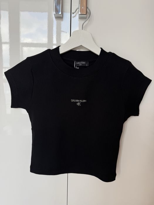 Кроп топы Calvin Klein и ALO