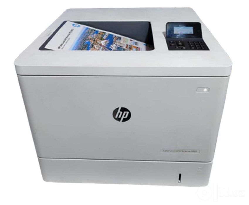 Цветной лазерный принтер Hp m552
