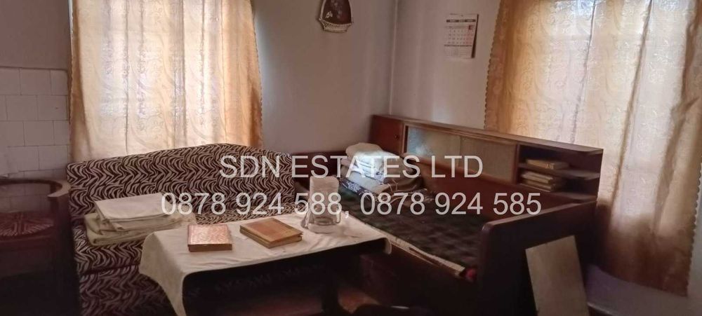 Продава се Къща в Казанлък - 200 кв.м за 459 €/кв.м - Снимка #1