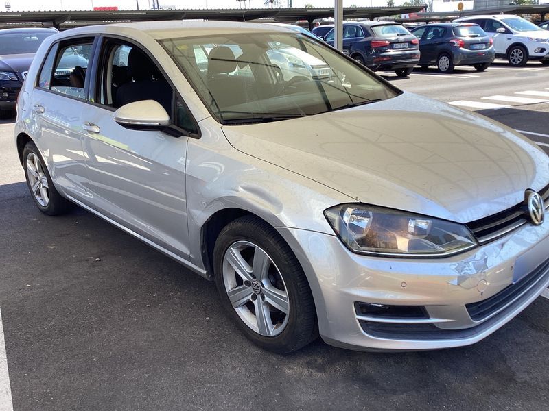 Volkswagen Golf VII 1.6 TDI Advance BlueMotion Tech 2014