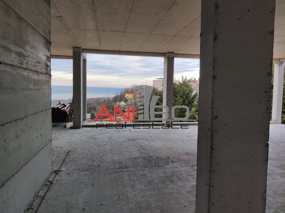 Продава се Четиристаен апартамент в Варна, Бриз - 177 кв.м за 1072 €/кв.м - Снимка #4