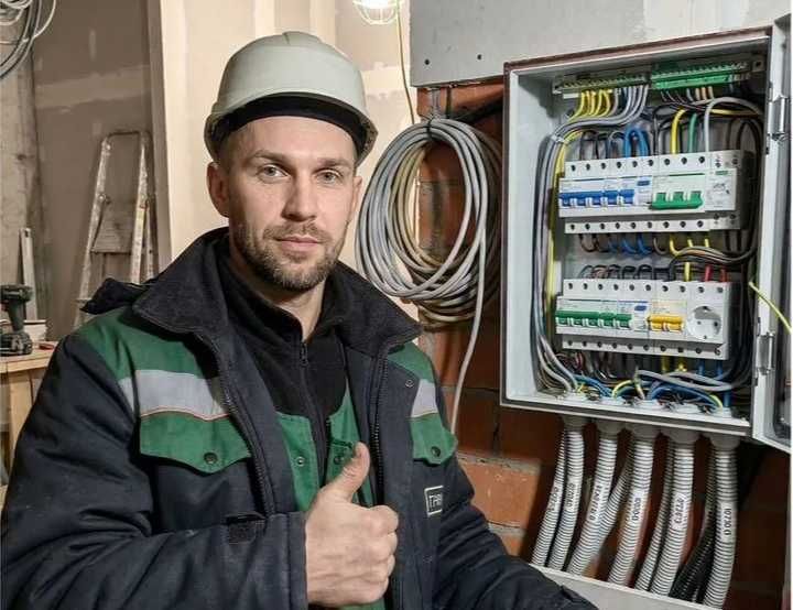Электрик. Замена розетки, установка выключателя. Монтаж щита.