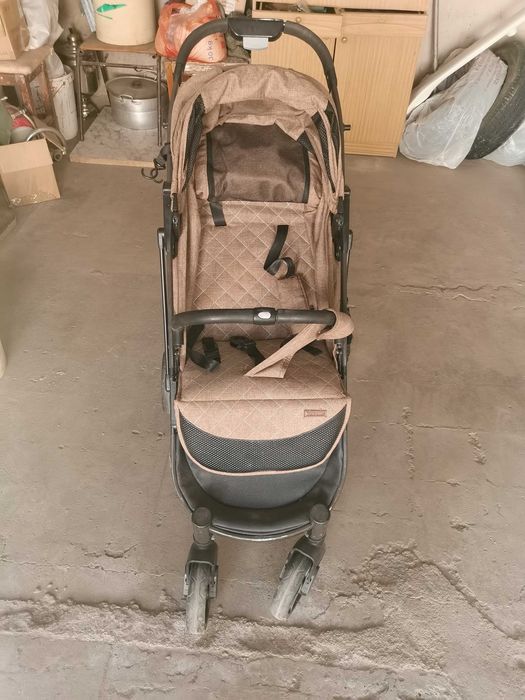 Продаётся коляска детская складнвя