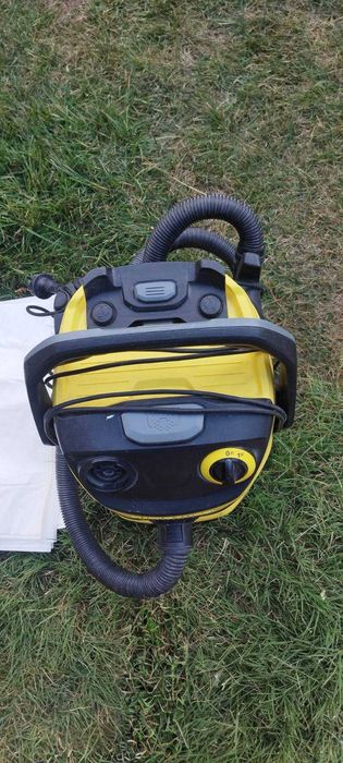 Прахосмукачка KARCHER WD 5