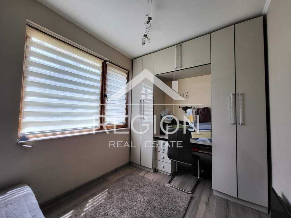 Дава се под наем Тристаен апартамент в Варна, Цветен квартал - 90 кв.м за 408 € - Снимка #9