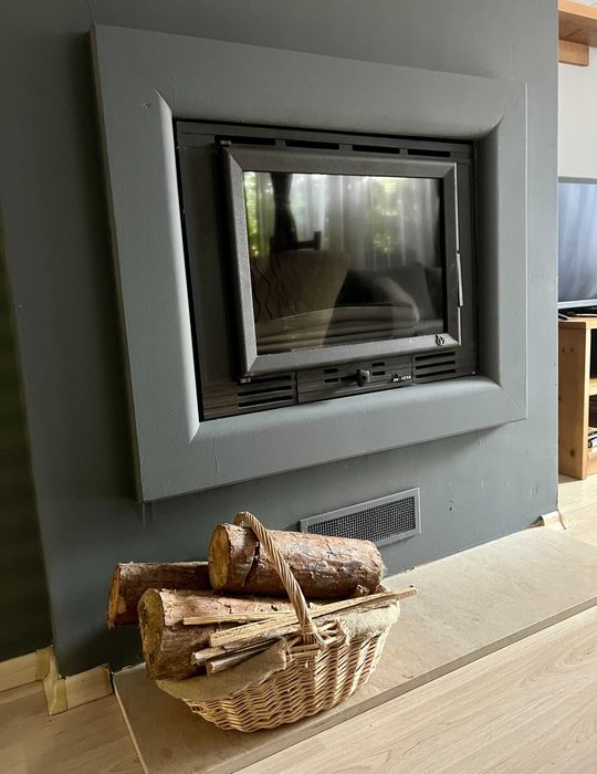 Двустаен апартамент в планината за нощувки с камина, веранда, BBQ,вана