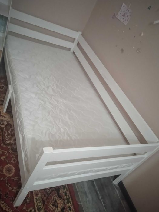 Продам детскую кровать