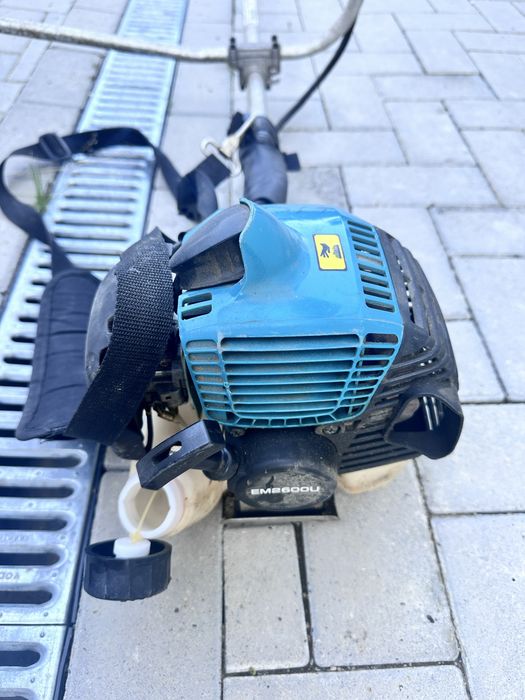 Motocoasa makita