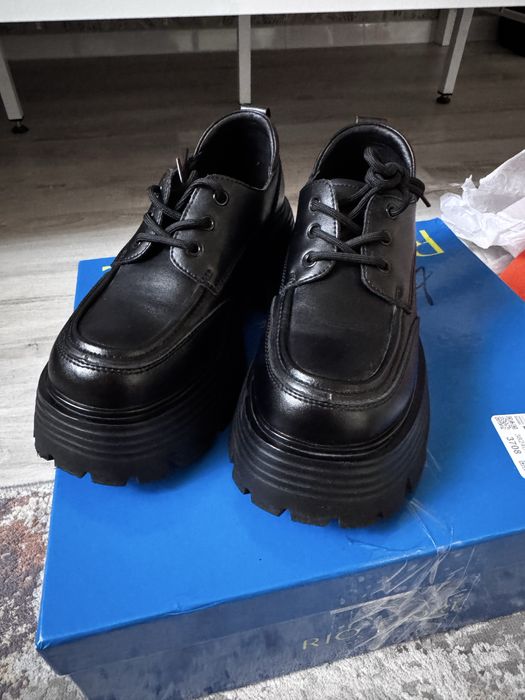 Полуботинки осенние