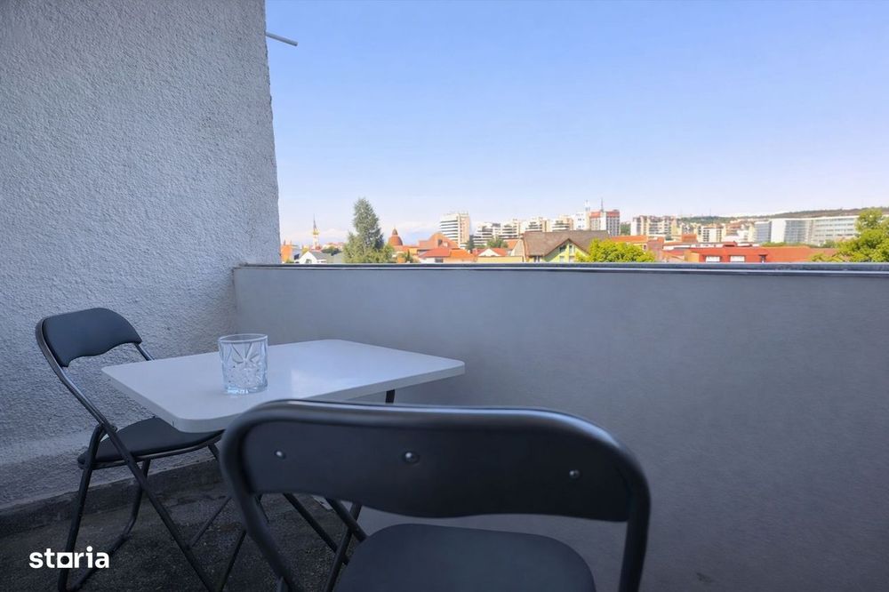 Apartament cu 3 camere in zona Semicentral ( Bodor Péter)