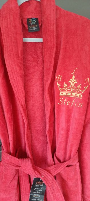 Halat de baie rosu Nou