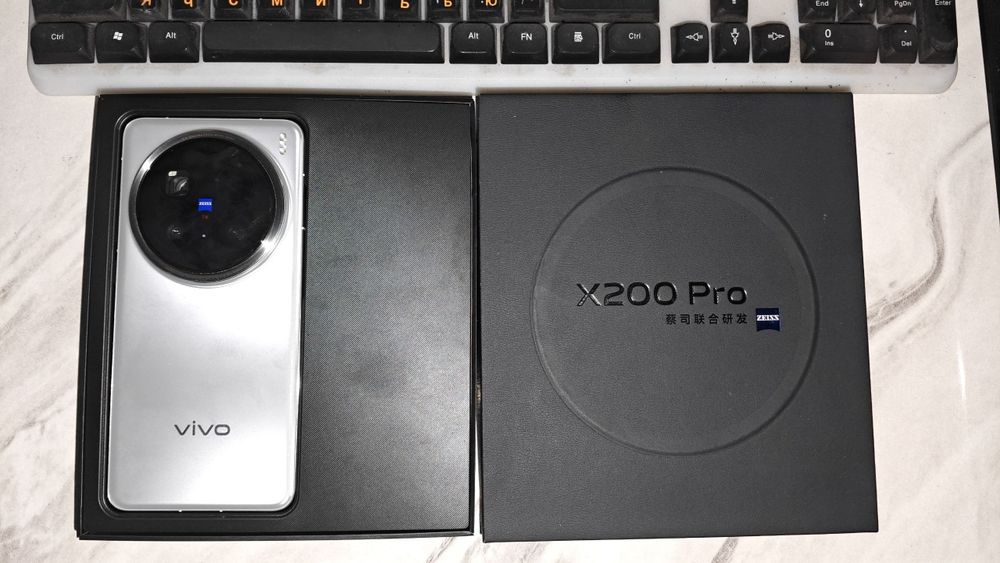 Vivo x200 pro 16/512