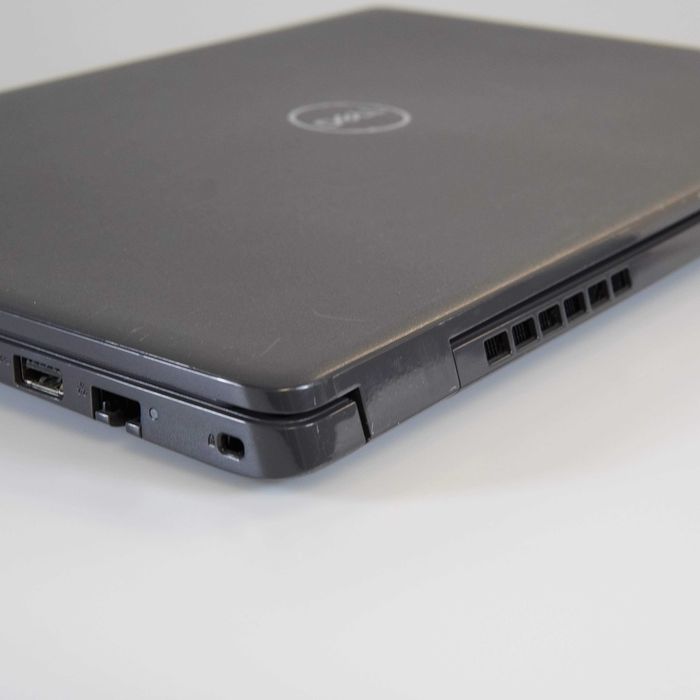 Dell Latitude 3410 Intel Celeron CPU 5205u 32 GB 1TB SSD