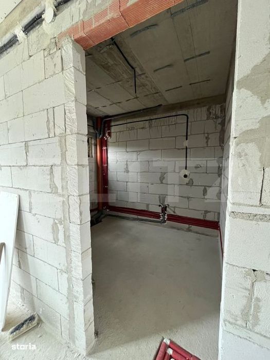 Casa de vanzare , zona Uriu, teren de 30 arii