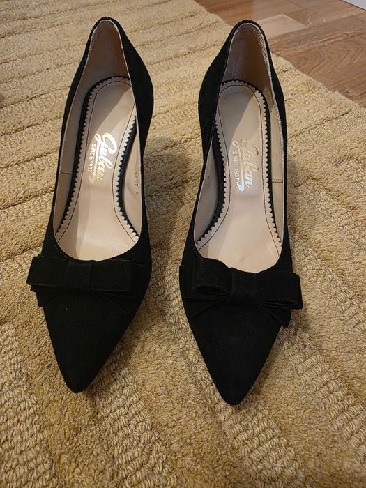 Pantofi cu toc Guban