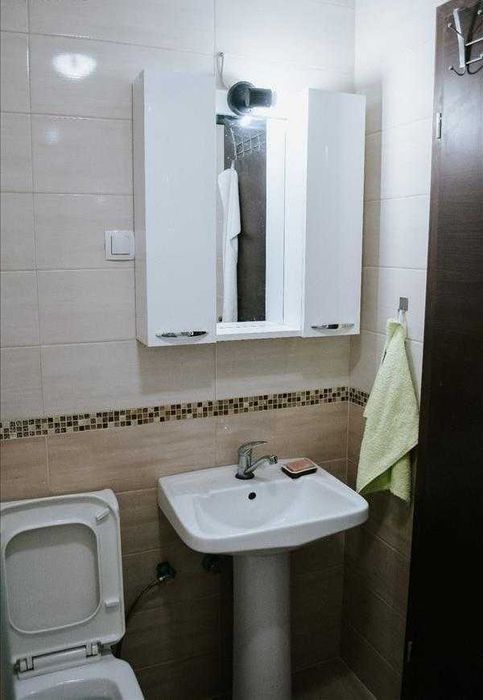 Дава се под наем Едностаен апартамент в Пловдив, Кючук Париж - 36 кв.м за 153 € - Снимка #3