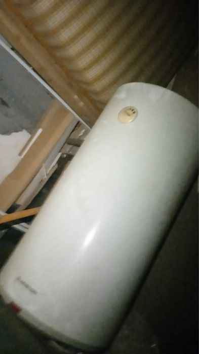 Бойлер аристон 100л