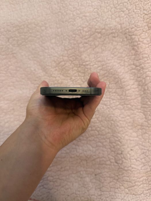 Iphone 15 pro 128 гб , 88%