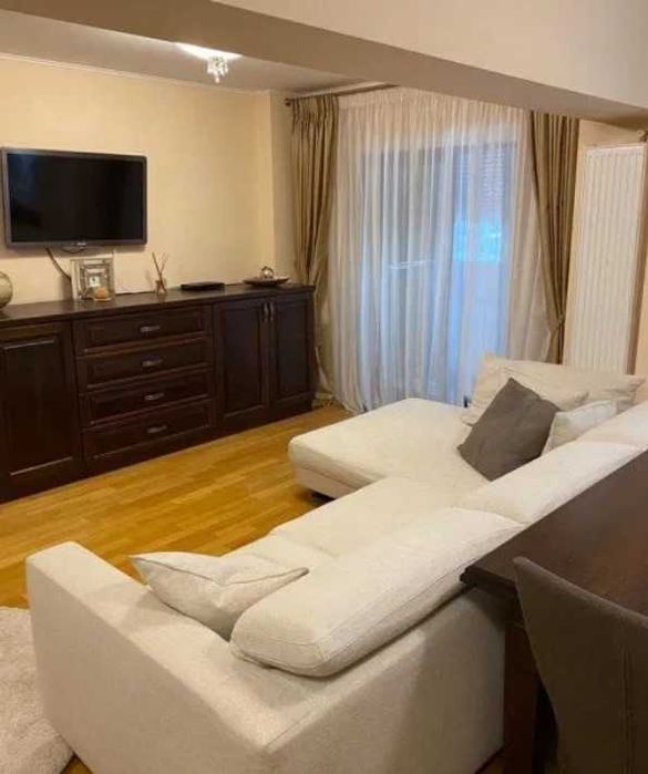 Дава се под наем Тристаен апартамент в Пловдив, Кършияка - 90 кв.м за 193.8 € - Снимка #1