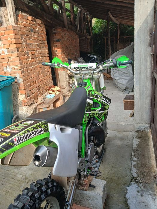 Продавам kawasaki kx250